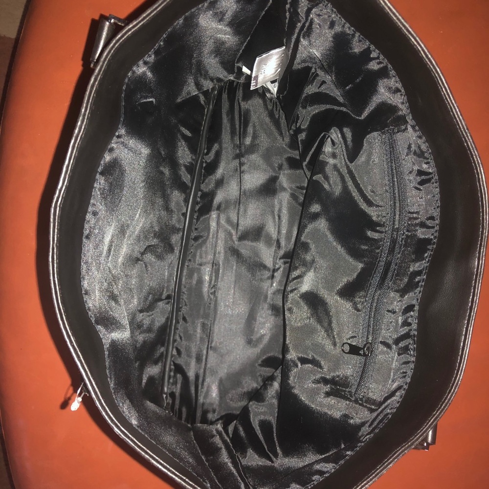 Epcot Center Tote gray with black trim - Picture 4 of 10